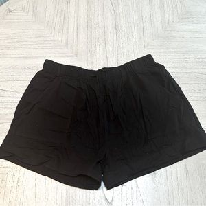Black linen shorts, size 2XL, pockets, NWoT